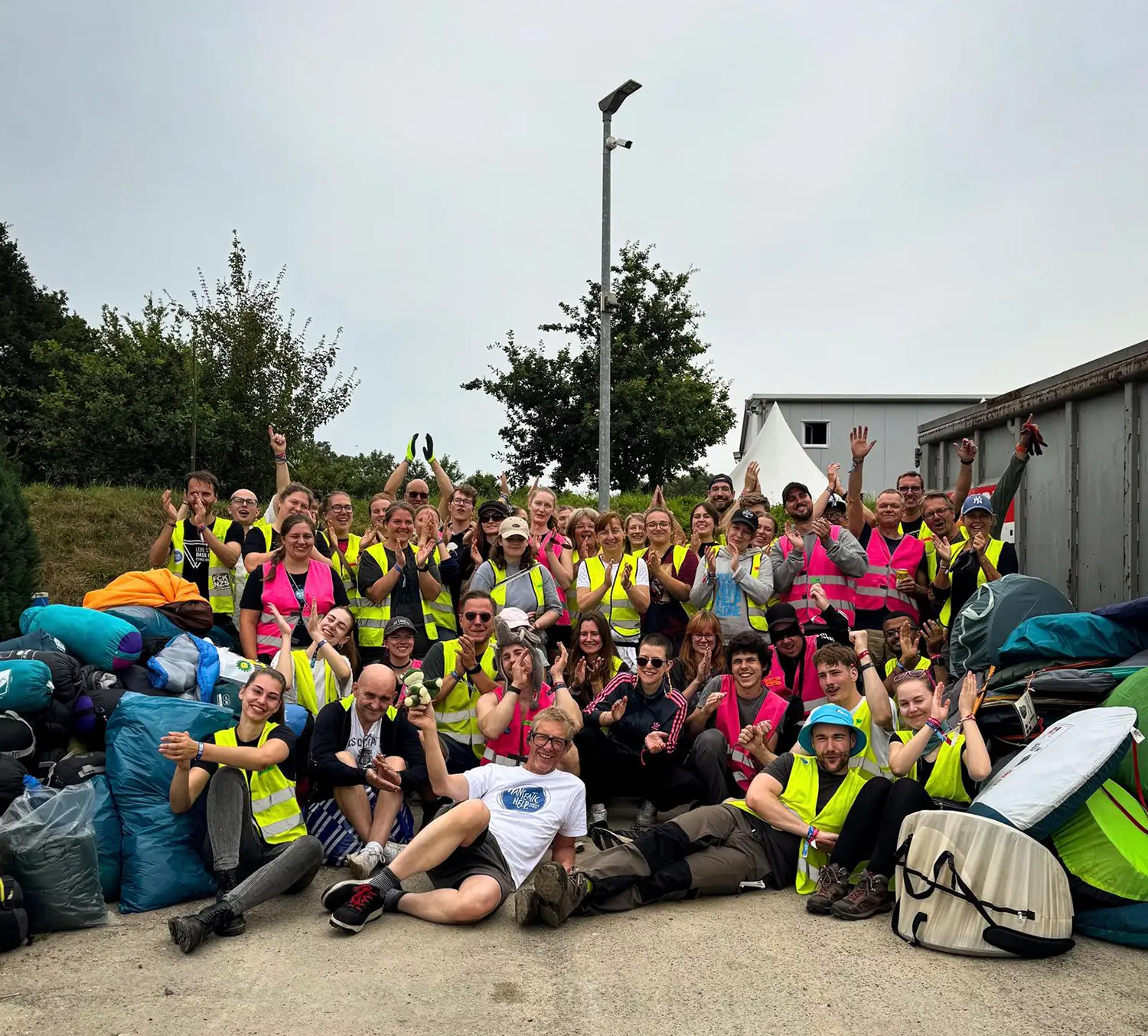 Lions-Club-Cuxhaven-Deichbrand-2025-Hanseatic-Help-Aktion